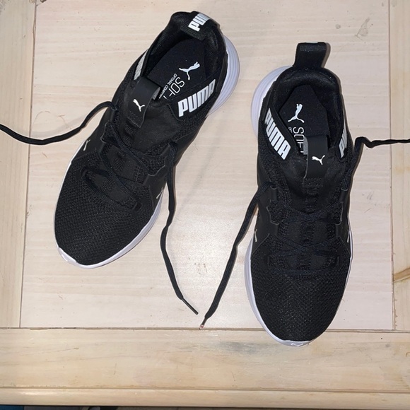 Brand New Pumas - Picture 2 of 5